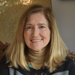 Meet your Posher, Lisa marie